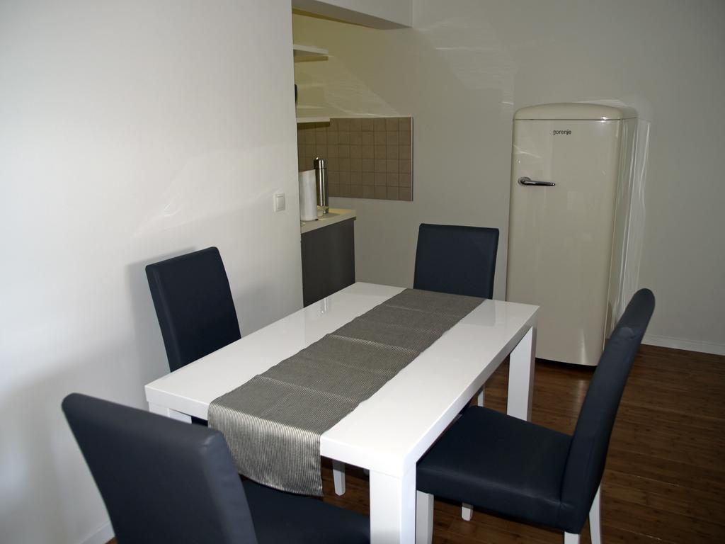 Apartment Summertime ツリクヴェニツァ 部屋 写真